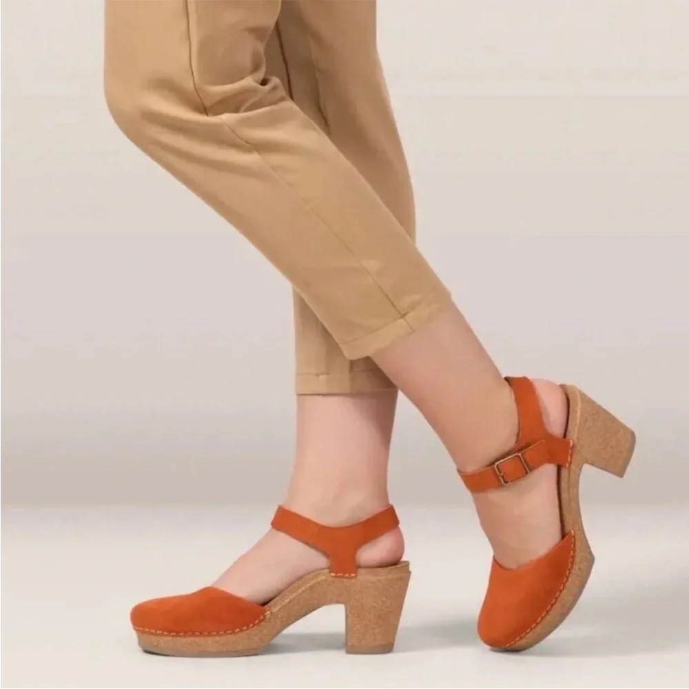 Aetrex Finley Rusty Burnt Orange Suede Leather Ankle-Strap Clog Heels 9 - Picture 11 of 14